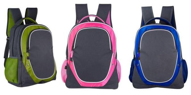 Mochila con bolsa frontal